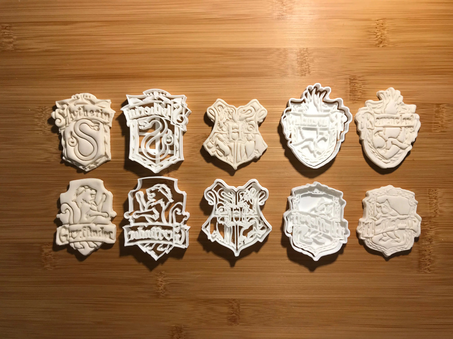 Harry Potter-Inspired Cookie cutter cake decoration – MEG cookie
