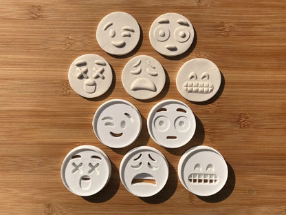 5pcs  Emoji (2) Cookie Cutter MEG cookie cutters