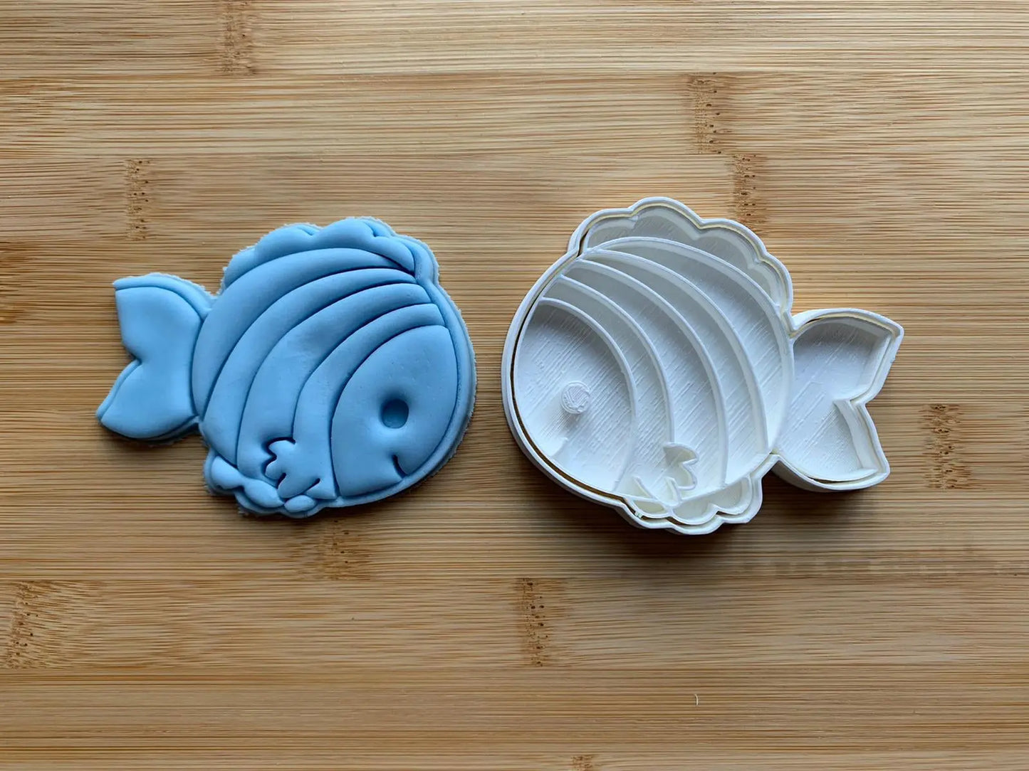 Fish - Paint Your Own - Cookie cutter + Stamp MEG cookie cutters