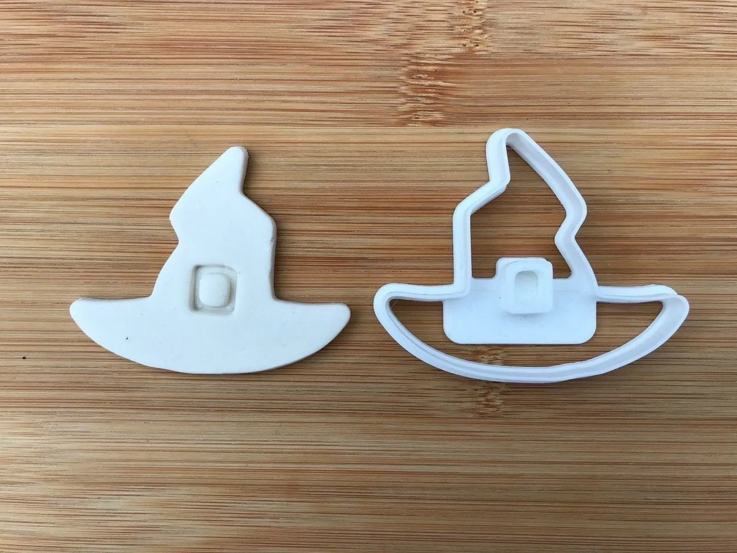 Halloween Uk Seller Plastic Biscuit Cookie Cutter Fondant Cake Decor Witch Hat MEG cookie cutters