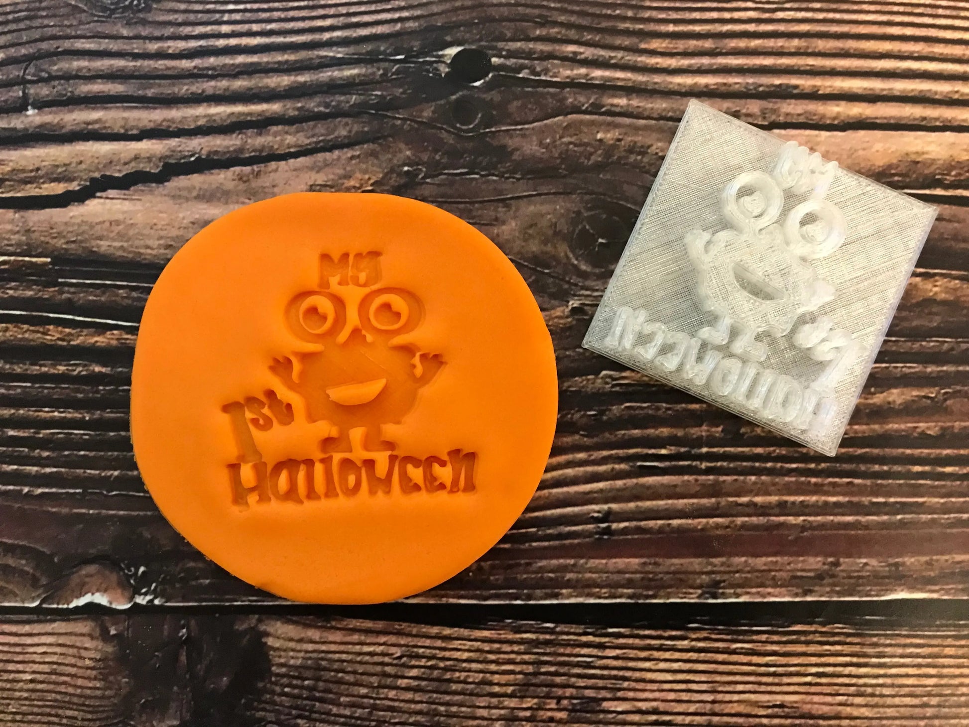My first HALLOWEEN - Embossing - stamp MEG cookie cutters