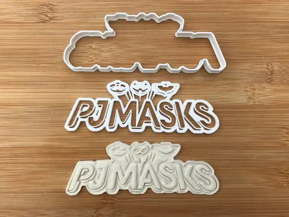 Pj 004 LOGO Uk Seller Plastic Biscuit Cookie Cutter Fondant Cake Decorating MEG cookie cutters