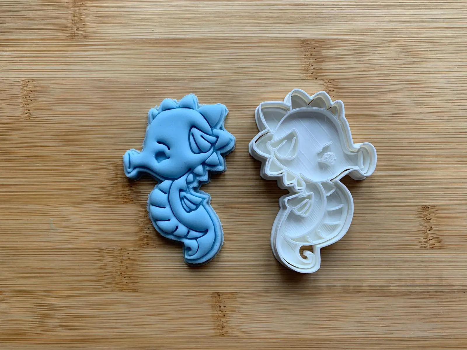Seahorse - Paint Your Own - Cookie cutter + Stamp MEG cookie cutters
