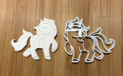 UNICORN Cookie Fondant Cutter Cupcake Cake Decoration Gift MEG cookie cutters