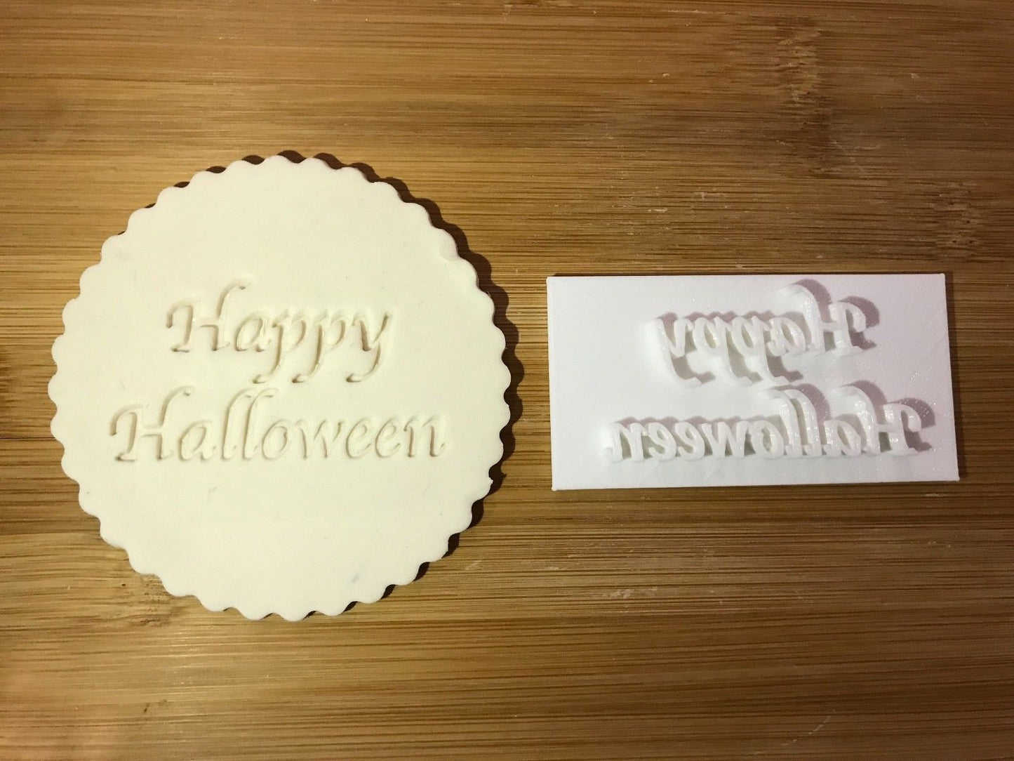 HAPPY HALLOWEEN - Embossing - stamp MEG cookie cutters