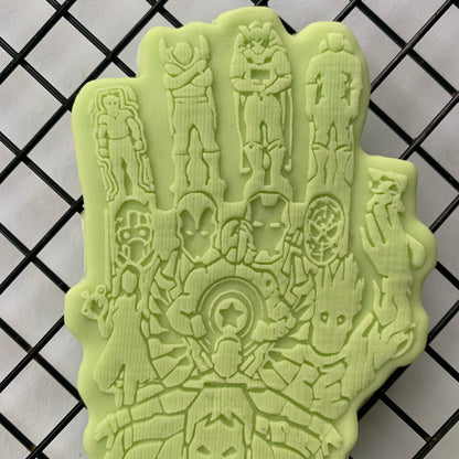 Avengers - super hero - Gauntlet Thanos  + cutter MEG cookie cutters