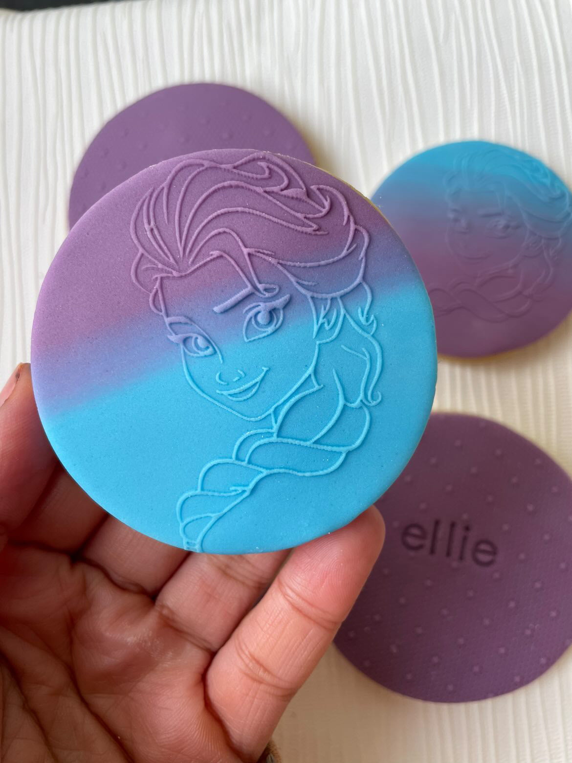 Elsa Frozen-INSPIRED - debossing MEG cookie cutters