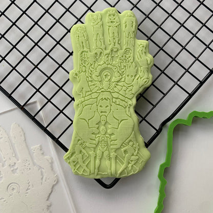 Avengers - super hero - Gauntlet Thanos  + cutter MEG cookie cutters